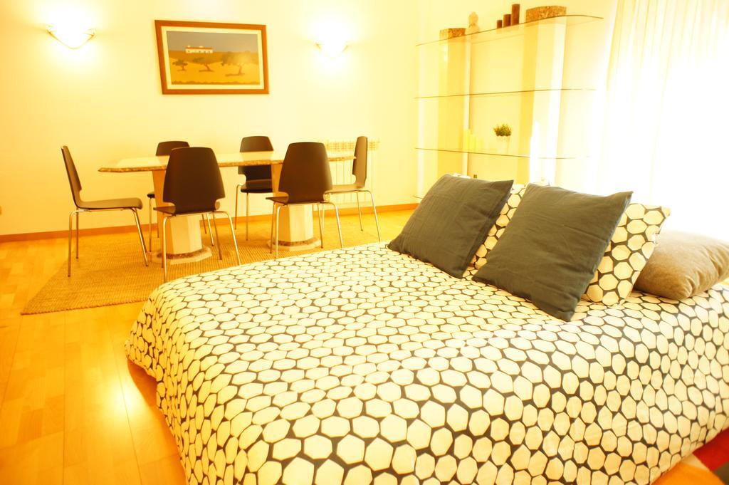 Modern Apartment Near The Bridge Lisboa Dış mekan fotoğraf