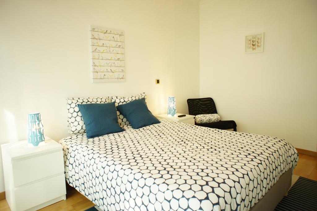 Modern Apartment Near The Bridge Lisboa Dış mekan fotoğraf