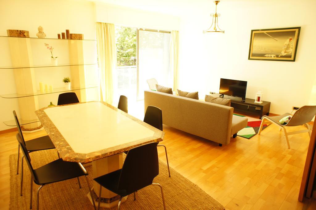 Modern Apartment Near The Bridge Lisboa Dış mekan fotoğraf