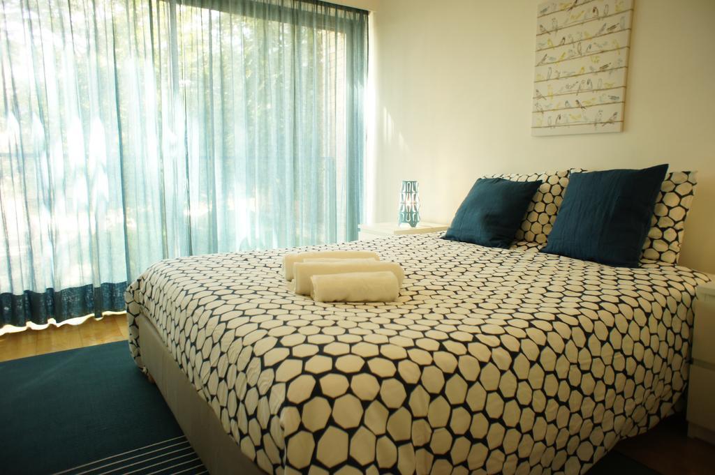 Modern Apartment Near The Bridge Lisboa Dış mekan fotoğraf